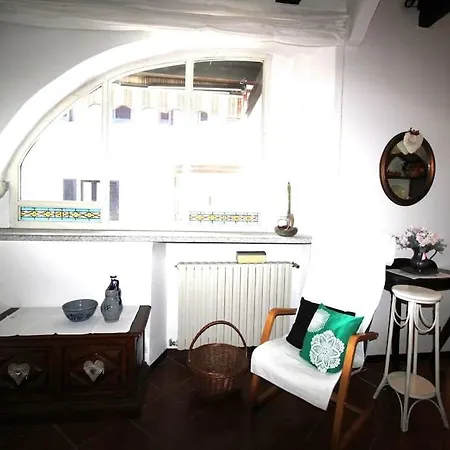 Antica Corte Sul Lago D'orta Miasino