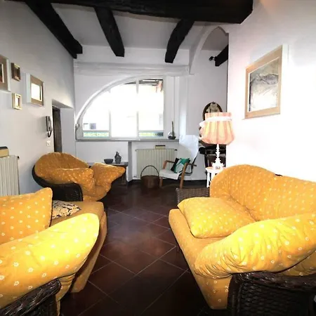 Antica Corte Sul Lago D'orta Daire