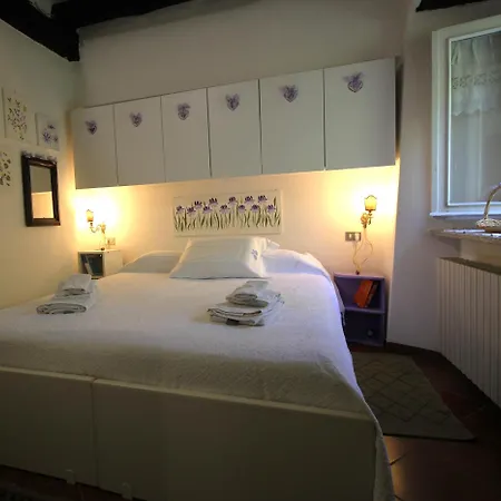 Antica Corte Sul Lago D'orta Apartment