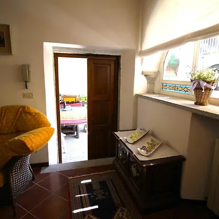 Antica Corte Sul Lago D'orta Apartment *