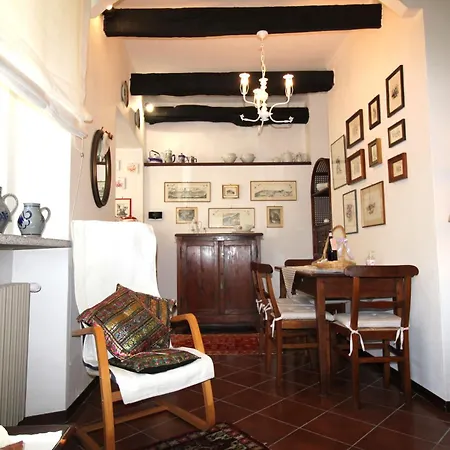 Antica Corte Sul Lago D'orta *